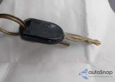 2012 Toyota Camry Se z USA, uszkodzony, nr VIN 4T1BF1FK9CU060017